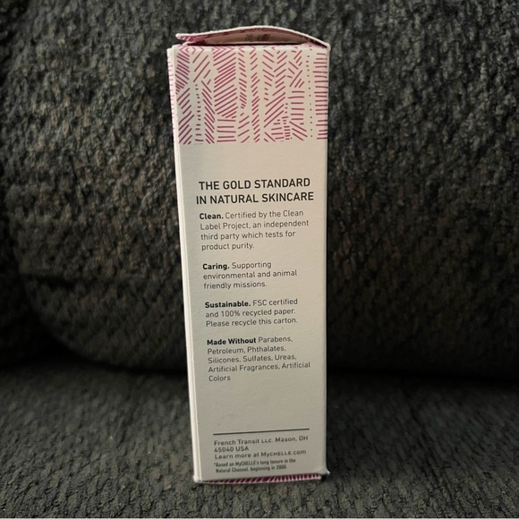 MyCHELLE Dermaceuticals RENEW Remarkable Retinal Serum 1 oz 30ml New In Box - Picture 2 of 4